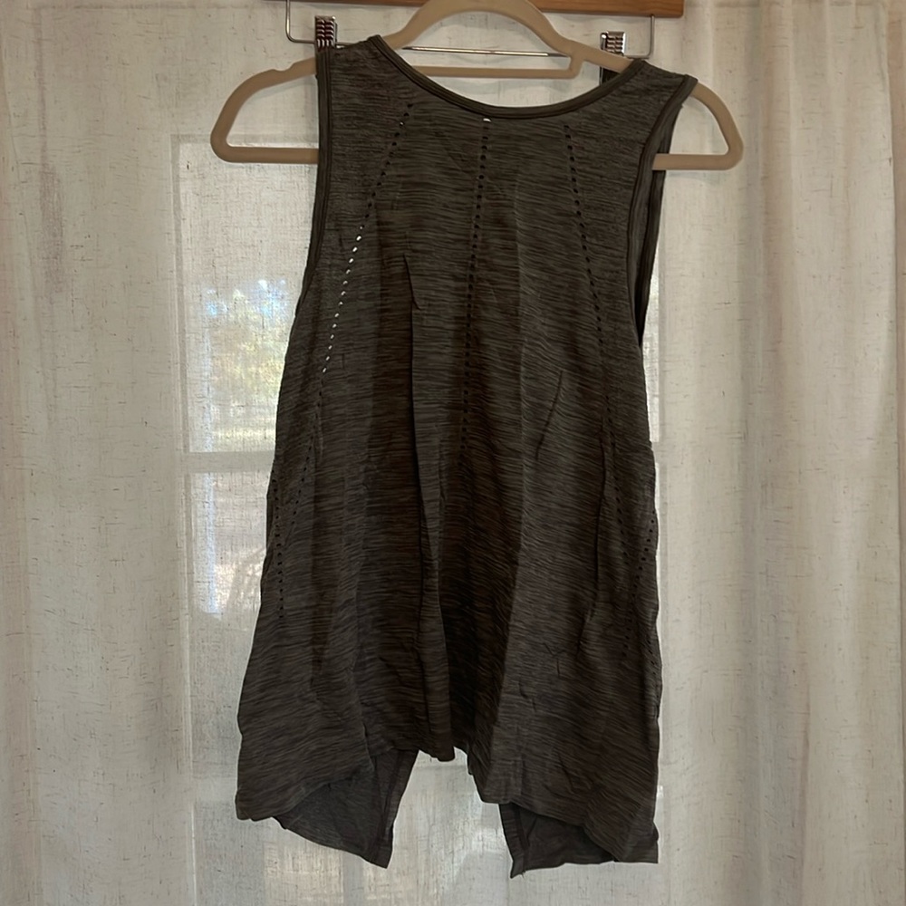Workout tank
